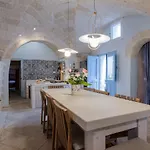 Guesthost - Casa Dei 5 Camini With Terrace Apartment