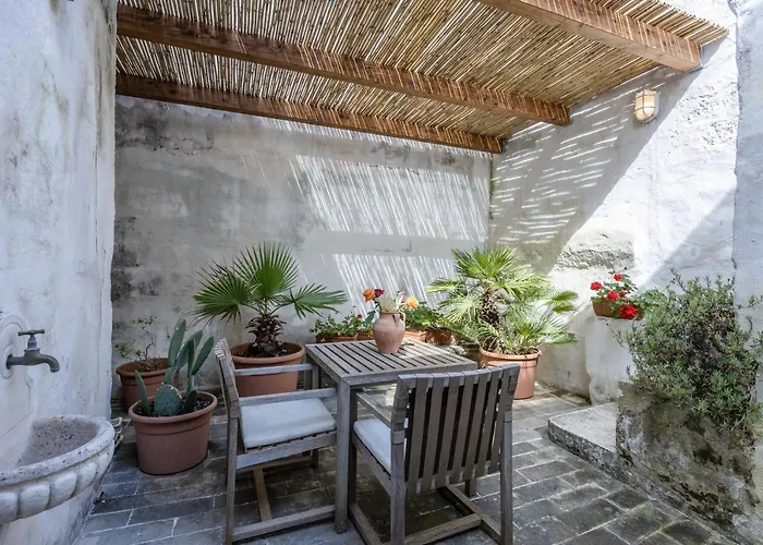 Guesthost - Casa Dei 5 Camini With Terrace Ortelle