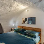 Guesthost - Casa Dei 5 Camini With Terrace דירה