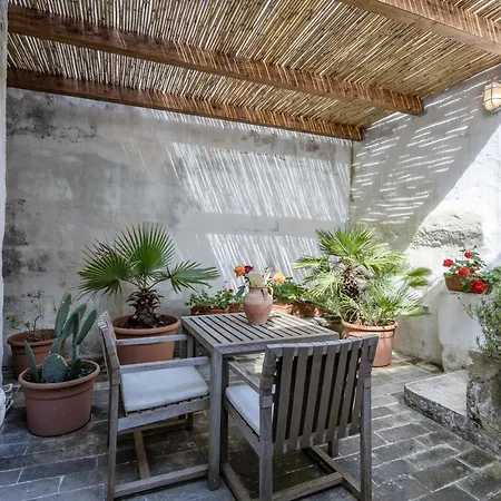 Casa Dei 5 Camini With Terrace Ortelle