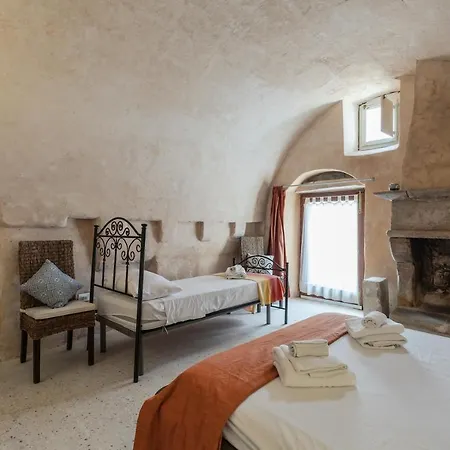 Casa Dei 5 Camini With Terrace