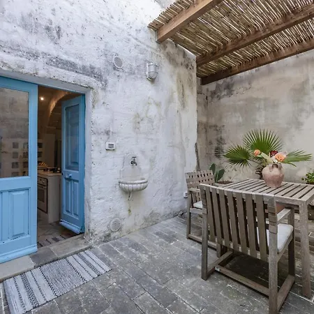 Casa Dei 5 Camini With Terrace Daire *